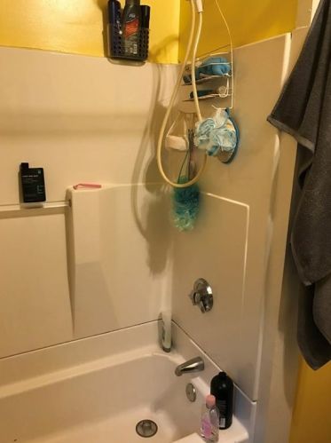 87 Ruggles St, Providence RI 02908-3614 exterior