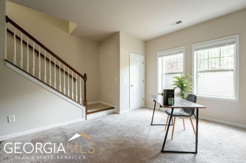 7490 Glisten Ave, Atlanta GA 30328-2865 exterior