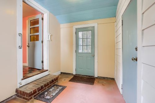 255 South St, Concord NH 03301-2661 exterior