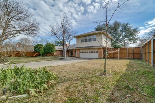 6937 Delmeta Dr, Dallas TX 75248-5529 exterior