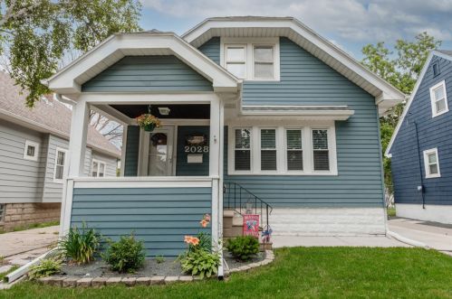 2028 83rd St, Milwaukee WI  53213-1606 exterior