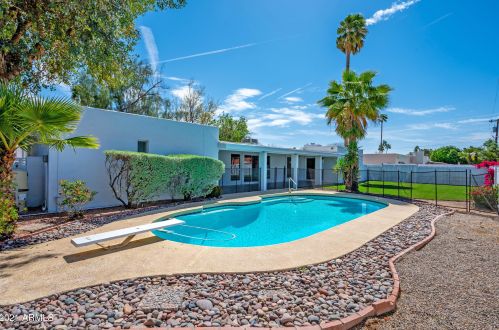 14802 3rd Ave, Phoenix AZ 85027-4747 exterior