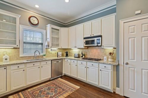 2483 Brookhaven Hts Ct, Atlanta GA 30319-5243 exterior