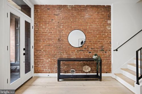 1834 Swann St, Washington DC  20009-5505 exterior