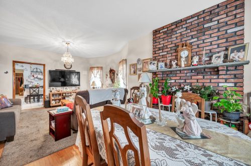 172 Adelaide St, Hartford CT 06114-1806 exterior