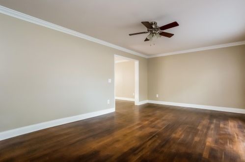 2134 Elinwood Dr, Atlanta GA  30344-2133 exterior