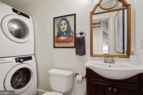 1526 Gales St, Washington DC 20002-4521 exterior