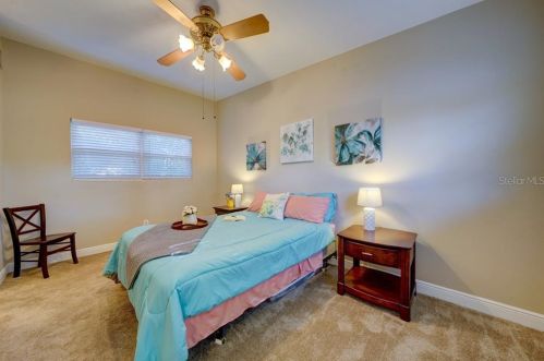 825 Riv Dr, Tampa FL 33617-7864 exterior