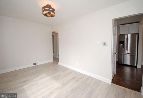 20 Fogarty Dr, Trenton NJ 08619-4320 exterior