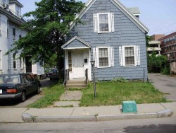 8 Bacon St, Newton, MA 02458-1616