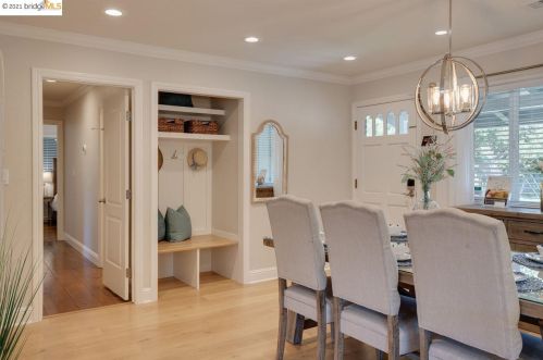 3978 Mulberry Dr, Concord CA 94519-1216 exterior