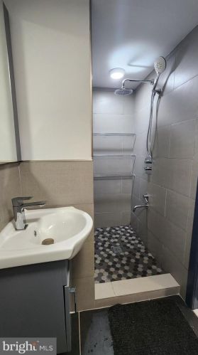 1912 19th St, Philadelphia PA  19145-2812 exterior