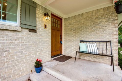 9505 Aldwick Dr, Dallas TX  75238-2629 exterior