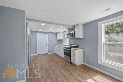 137 Arcadia Cir, Atlanta GA  30314-2305 exterior