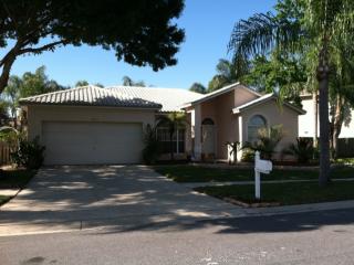 11324 Glenmont Dr, Tampa, FL 33635-1530