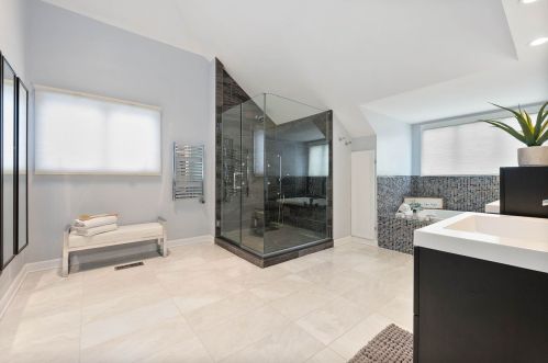 412 Flock Ave, Naperville IL 60565-6150 exterior