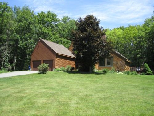 3 Mountain View Dr, Torrington, CT 06791-1121