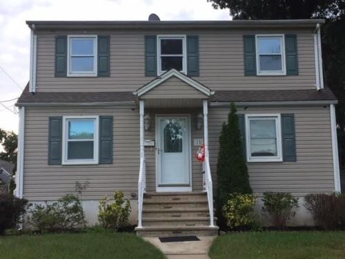 15 Lake Ave, Metuchen NJ  08840-2348 exterior