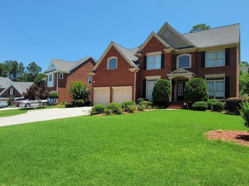 1080 Maycroft Knl, Lithonia GA 30078-7736 exterior