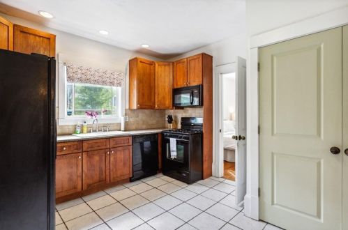 2491 Burtz St, Atlanta GA  30318-1802 exterior