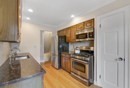 30 Springfield Ave, Cranford NJ 07016-2144 exterior