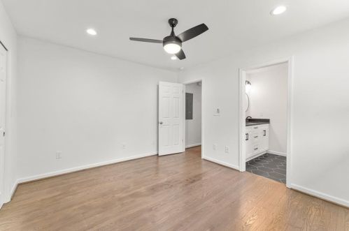 1922 Jacolyn Pl, Atlanta GA  30329-3316 exterior