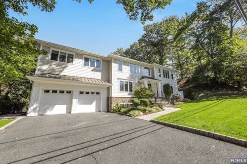 65 Holland Ave, Demarest NJ  07627-2705 exterior