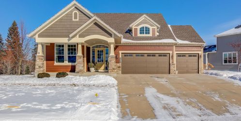 3903 Campello Curv, Chaska, MN 55318-4639