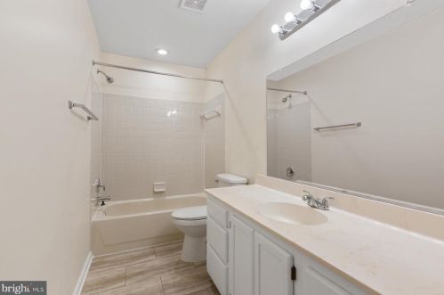 1719 Catherine Fran Dr, Accokeek MD 20607-3216 exterior