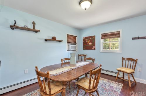 48 Prospect Ave, Edison NJ  08817-3744 exterior