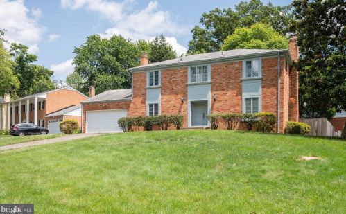 1329 Macbeth St, Mc Lean VA  22102-2736 exterior