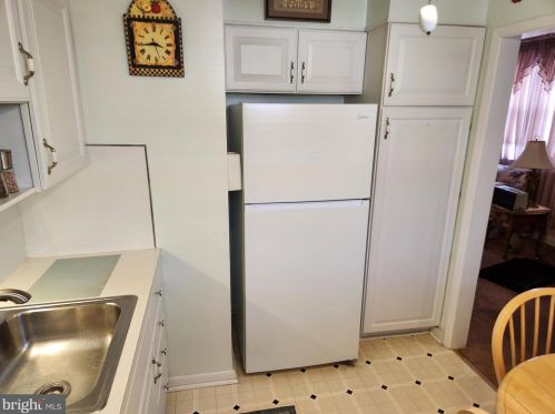 7801 Horrocks St, Philadelphia PA 19124-1812 exterior