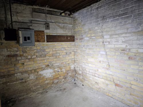 2338 20th St, Milwaukee WI  53215-3012 exterior