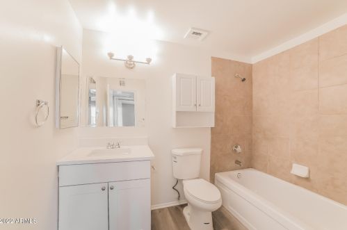 3812 Emile Zola Ave, Phoenix AZ  85032-6224 exterior