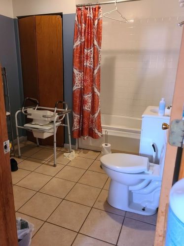 1311 9 Ave, Broadview IL 60153-1917 exterior