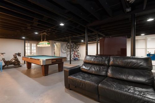 2519 Clairmont Rd, Atlanta GA 30329-2713 exterior