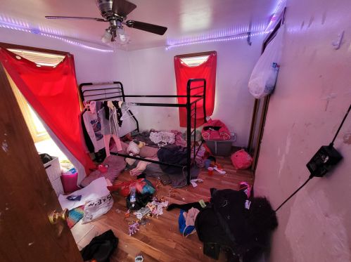 2529 Maple St, Milwaukee WI 53204-3038 exterior