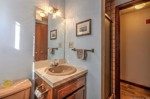 22 Lyda Dr, Milford CT 06460-3756 exterior