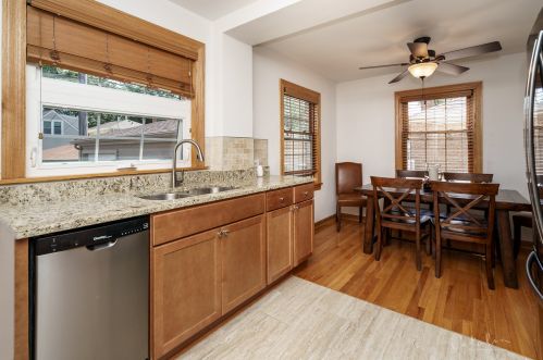 5319 Newland Ave, Chicago IL 60707-3334 exterior