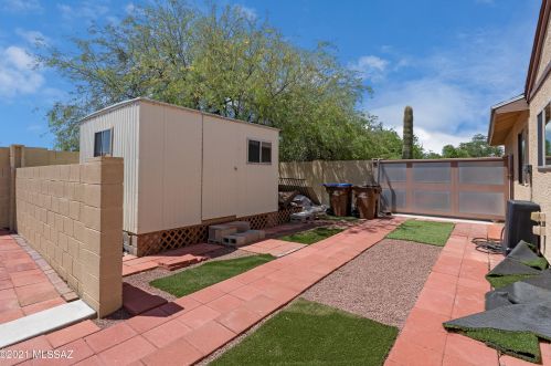2891 Ribera Pl, Tucson AZ  85742-9296 exterior