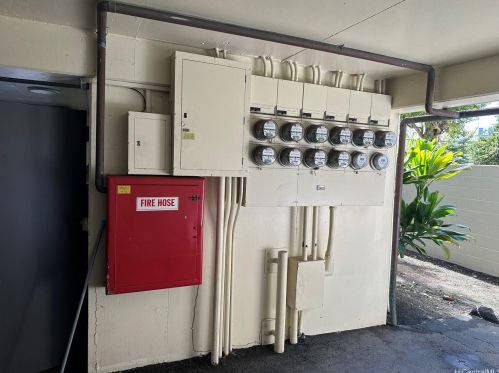 1442 Kewalo St, Honolulu HI 96822-4177 exterior