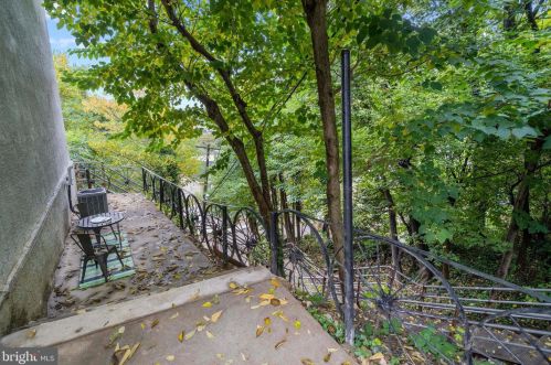 4257 Boone St, Philadelphia PA 19128-5003 exterior