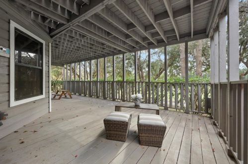 160 April Cv, Montgomery TX 77356-8818 exterior