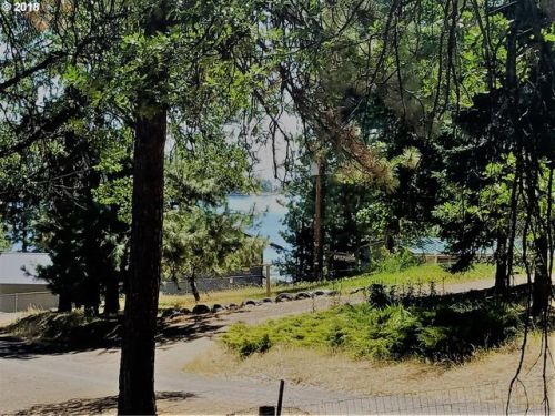 184 Keg Rd, Wamic, OR 97063-9762