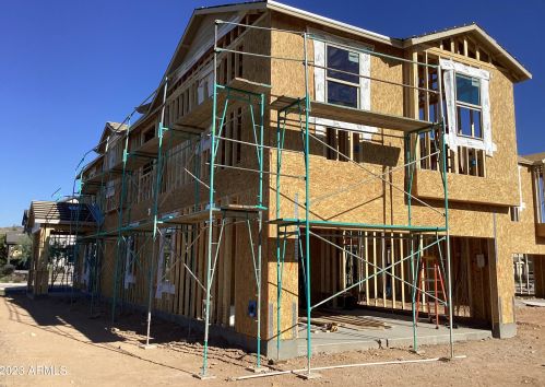 26218 19th Ln, Phoenix, AZ 85085-2005