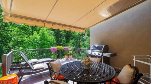 10 Lara Pl, Warren NJ 07059-3007 exterior