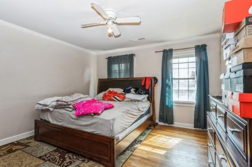 2496 Kingsland Dr, Atlanta GA 30360-1457 exterior