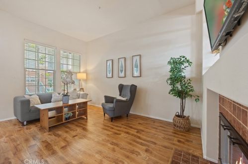 2919 Ballesteros Ln, Tustin CA  92782-1117 exterior