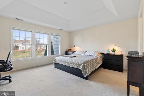 33 Maidenhead Rd, Princeton NJ 08540-7733 exterior