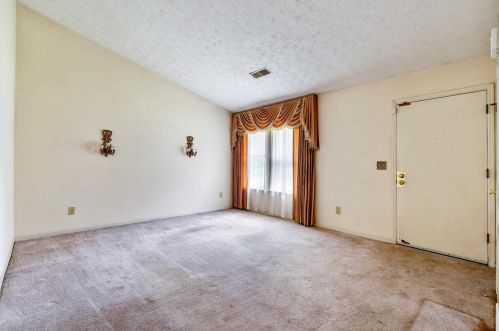 3915 Basil Way, Atlanta, GA 30331-4131